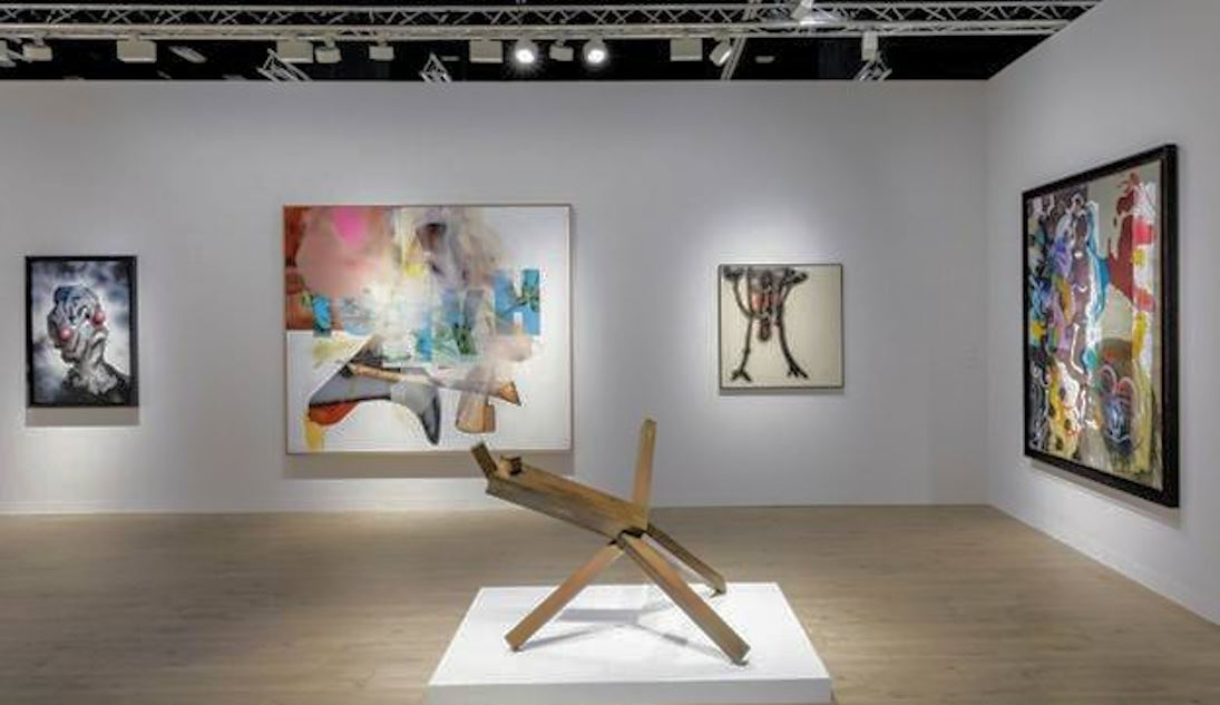 role-of-lighting-art-exhibitions